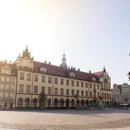 Rynek 20/21 -Cosy New Apartment On The Market Square - 4 Bedrooms - 8 People Wrocław Eksteriør billede