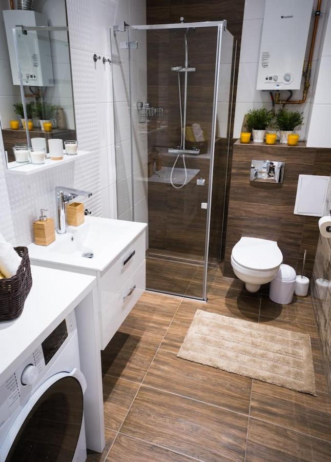 Rynek 20/21 -Cosy New Apartment On The Market Square - 4 Bedrooms - 8 People Wrocław Eksteriør billede